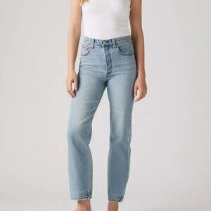 Levi’s Ribcage Straight Ankle Jeans | Size 29 | Light Wash Button Fly
